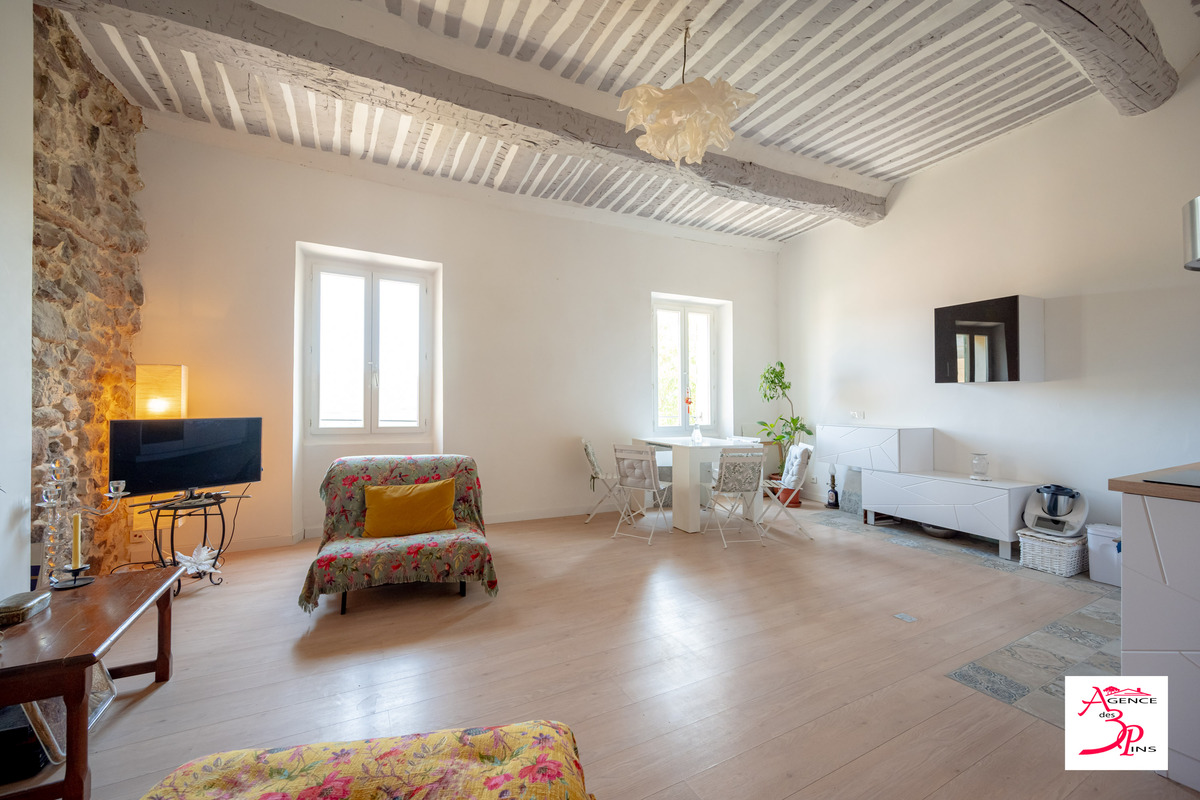 Appartement - Pierrefeu-du-Var