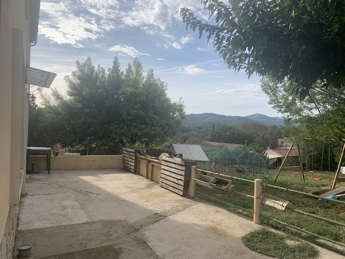 Appartement - Pierrefeu-du-Var