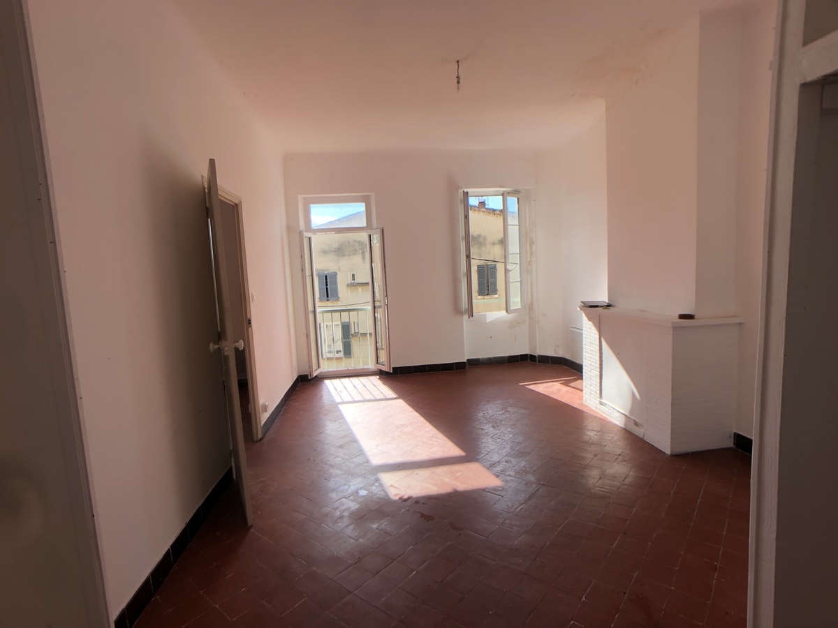 Appartement - Pierrefeu-du-Var