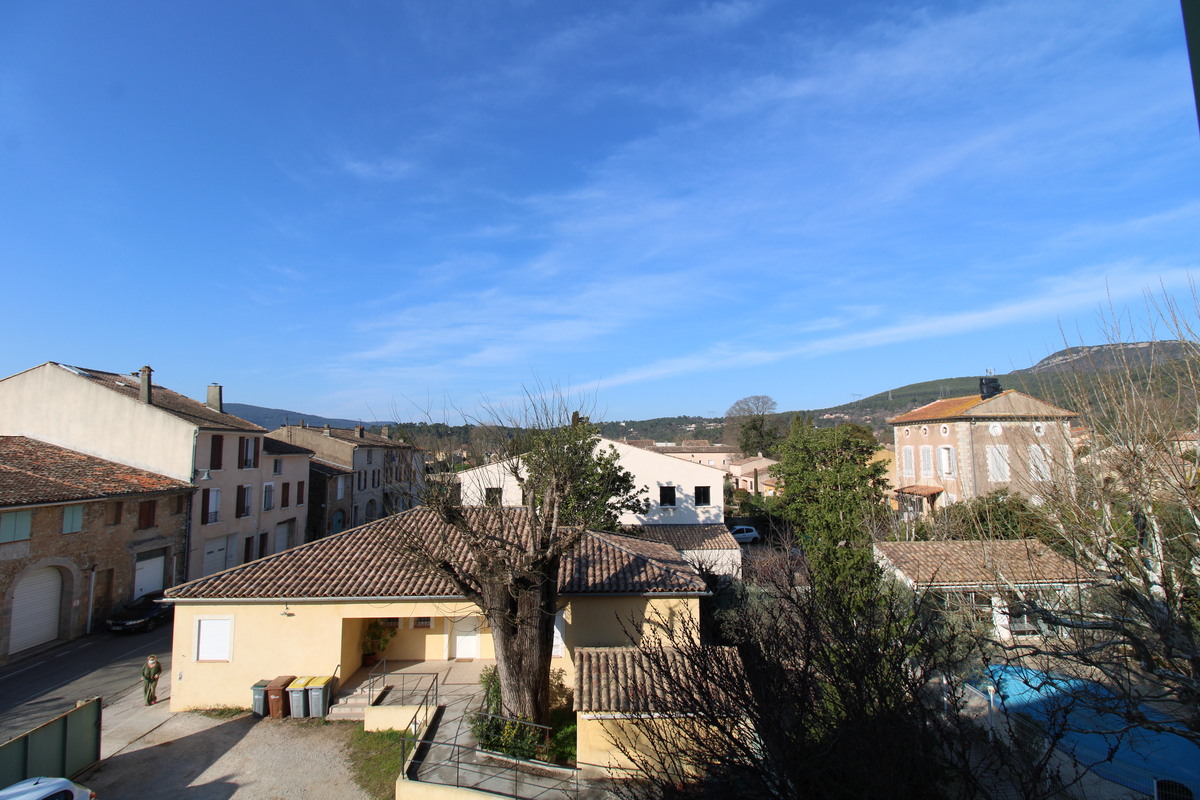 Appartement - besse-sur-issole