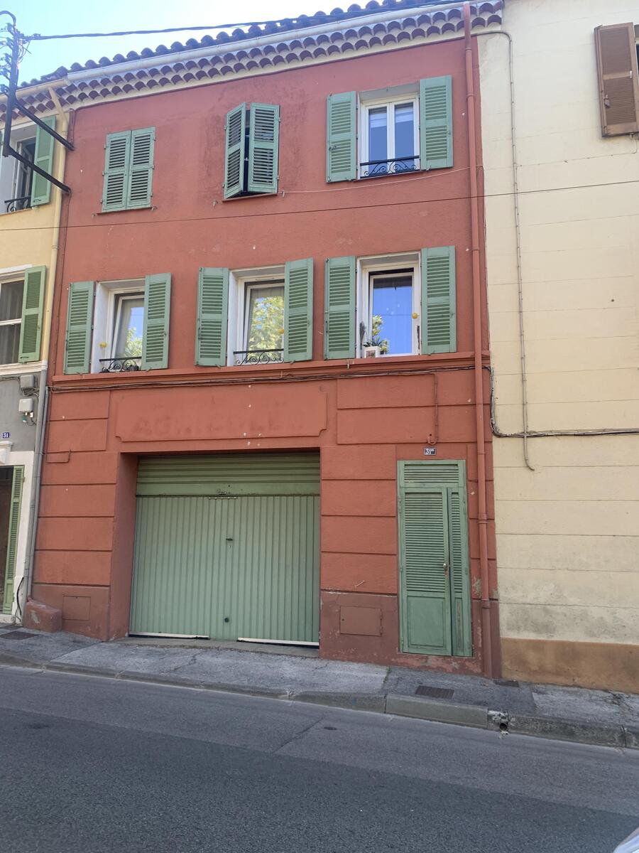 Appartement - Pierrefeu-du-Var