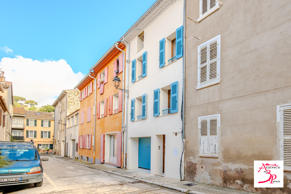 Maison de village - Collobri�res